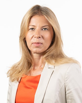 Mag. Nina Dohrau, MBA